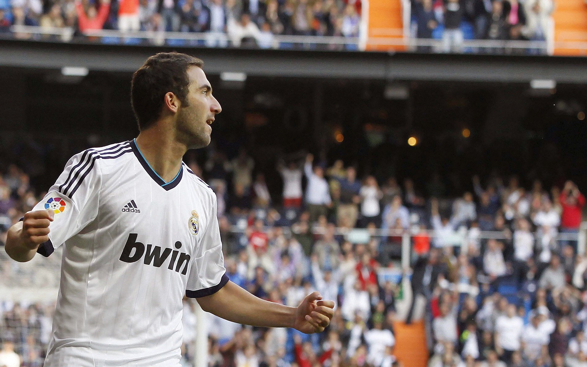 特斯·冯·迪克：强大的球场视野，令南非队的进攻更加多样化，安迪冯斯特拉克